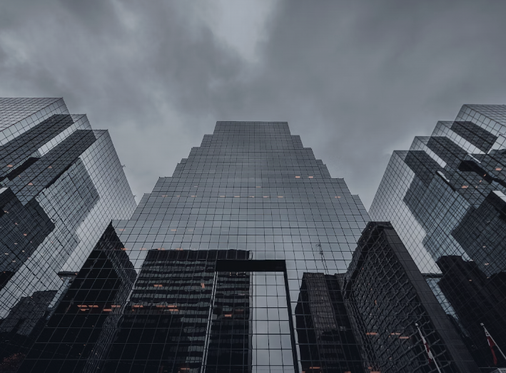 Modernes intelligentes Haus mit Architektur- und KI-Konzept